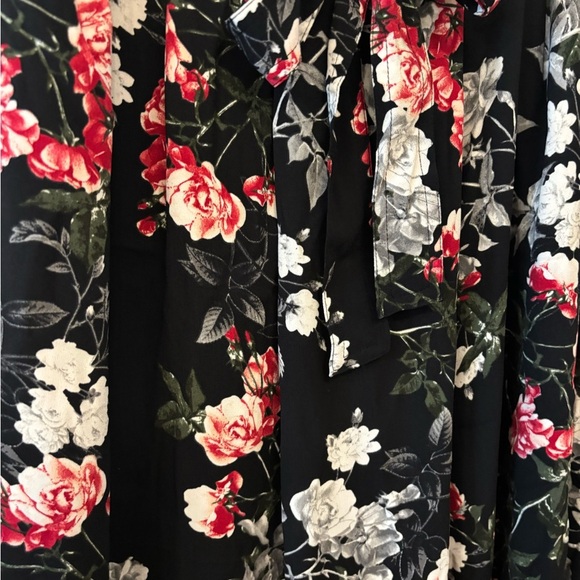 Banana Republic black floral aline midi skirt with belt size 6 - Picture 4 of 14